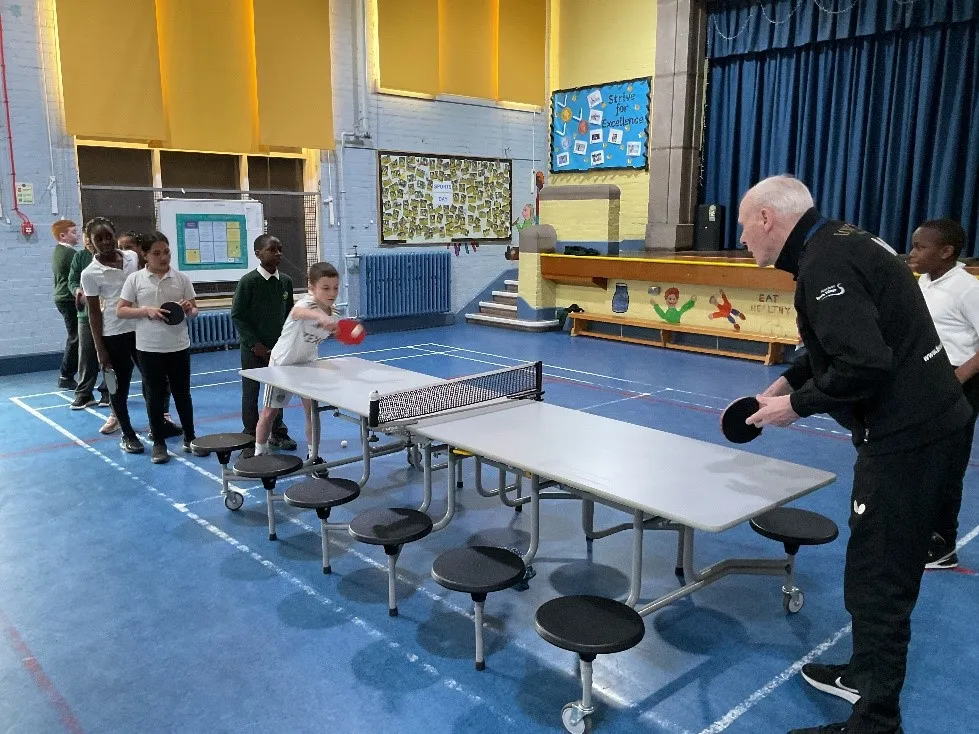 Table tennis in schools, Image 4, Coach Max Singer at Cornhill PS taster session